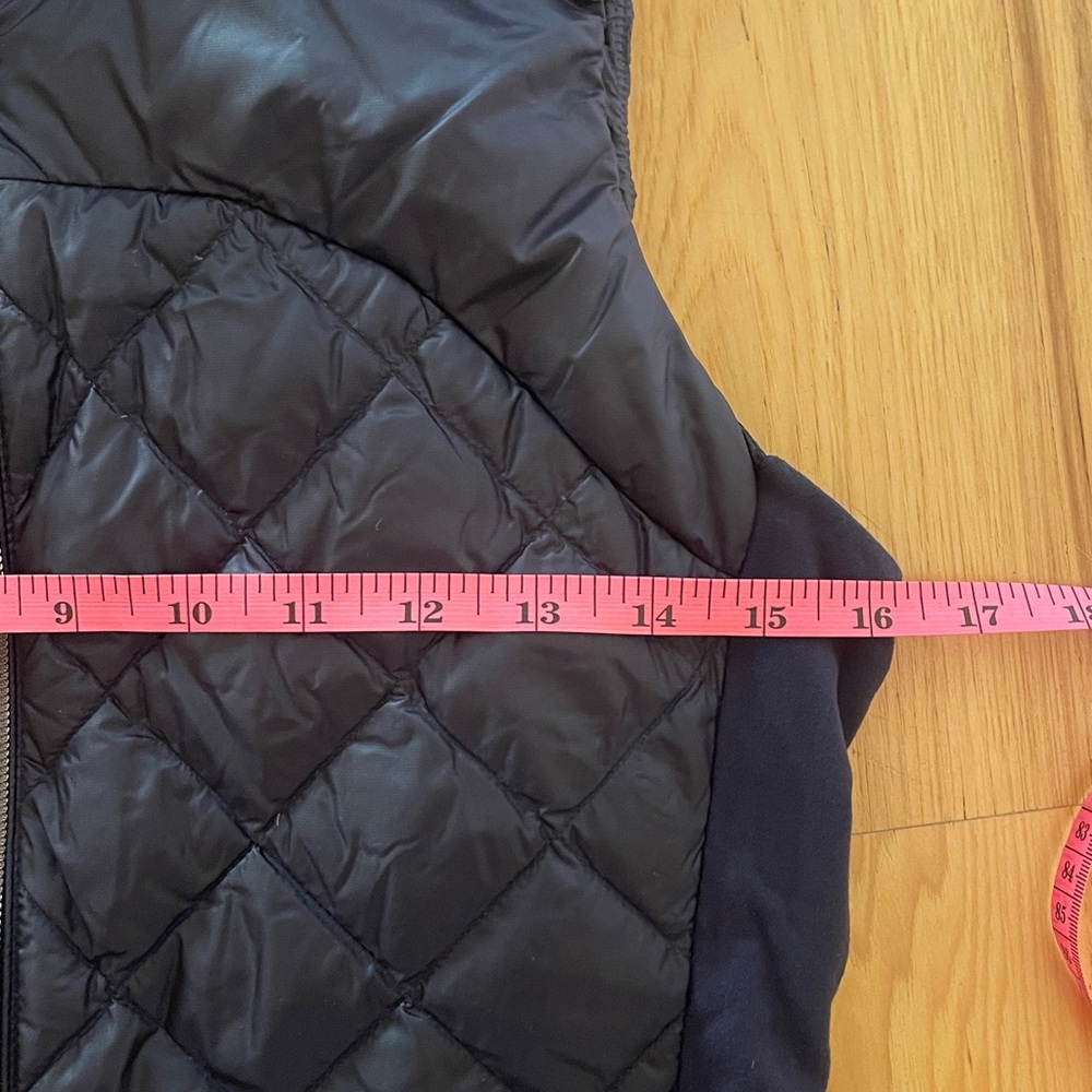 Lululemon Athletica Dark Blue Quilted Vest - Picture 5 of 7